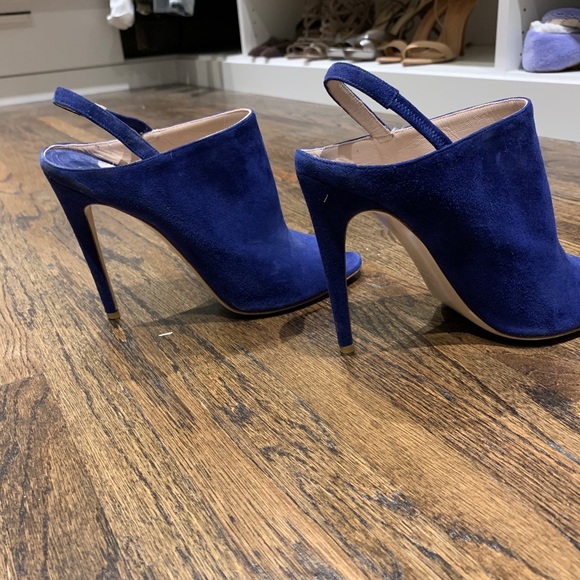 MIU MIU HEALS - Picture 3 of 5